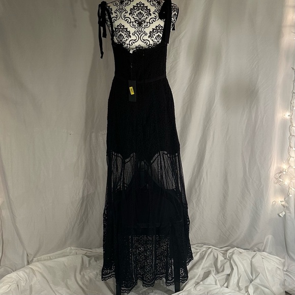 NWT Gianni Bini Lace Sweetheart Tie Shoulder Sheer Overlay Dress Size 6 - Picture 4 of 10